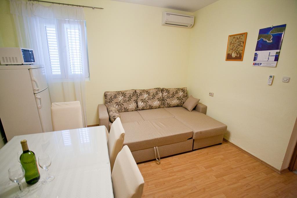 Apartment Anka Bibinje Oda fotoğraf
