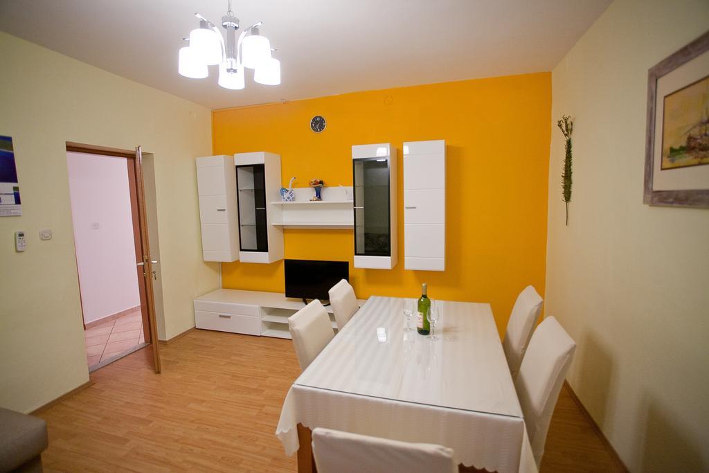 Apartment Anka Bibinje Oda fotoğraf