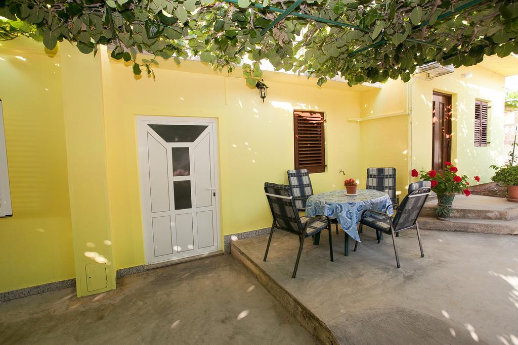 Apartment Anka Bibinje Oda fotoğraf